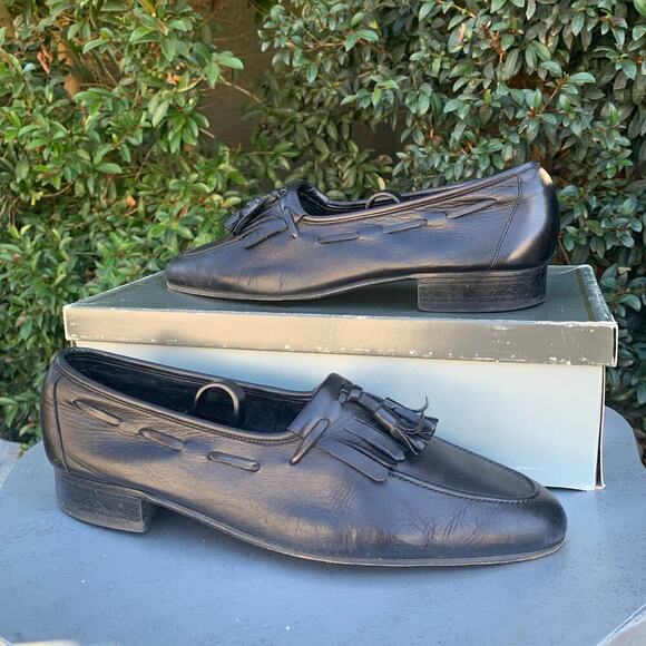 Bally of Switzerland Leather Tassel Indio Loafers - Picture 1 of 14